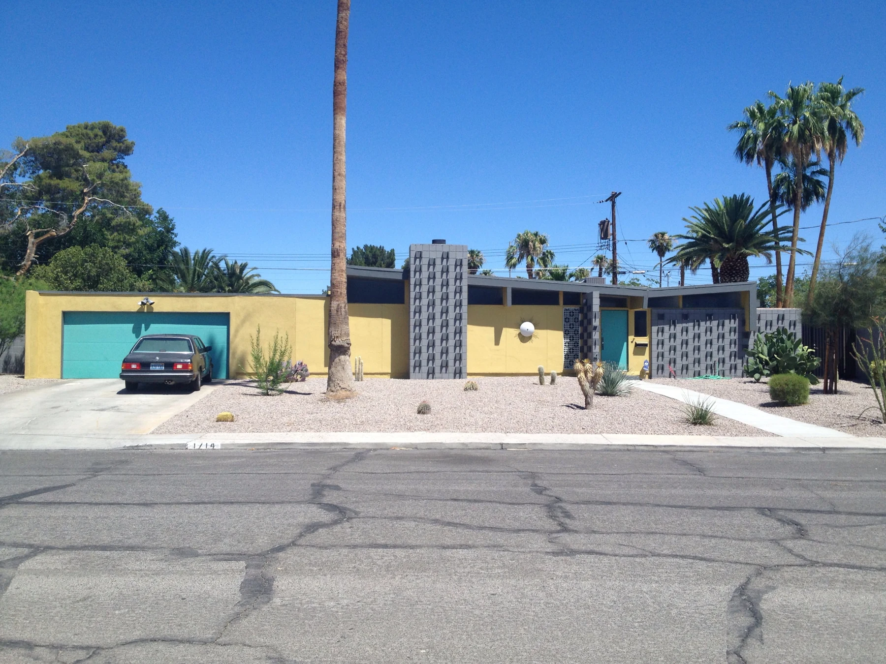 William Krisel butterfly-roof home in Paradise Palms